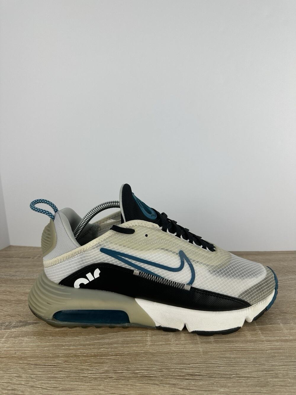 Size 9.5 - Nike Air Max 2090 Green Abyss